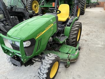 Main image John Deere 2720
