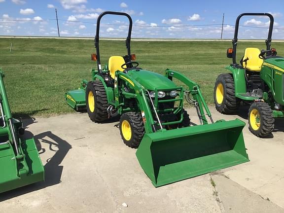 Image of John Deere 2720 Primary image