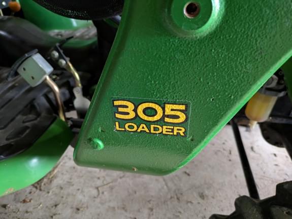 Image of John Deere 3032E equipment image 4