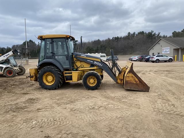 Image of John Deere 310SJ equipment image 3