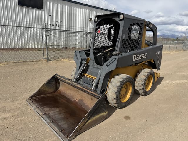 Image of John Deere 318D equipment image 1