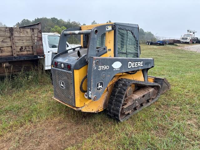 Image of John Deere 319D equipment image 3