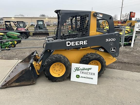 Image of John Deere 320D equipment image 1