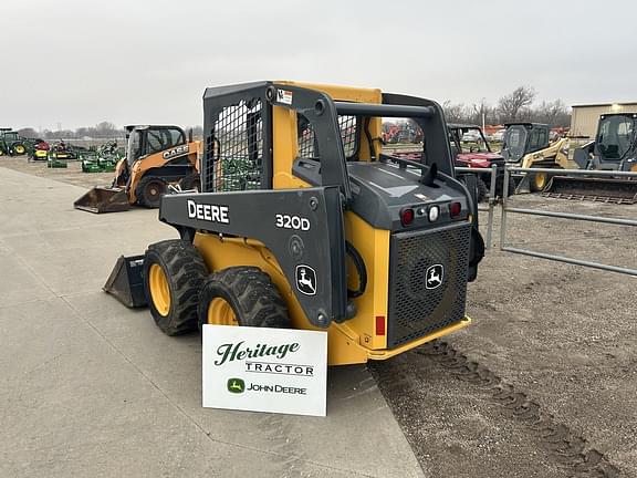 Image of John Deere 320D equipment image 2