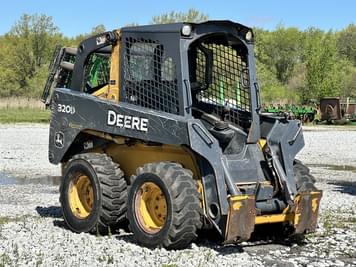 Main image John Deere 320D