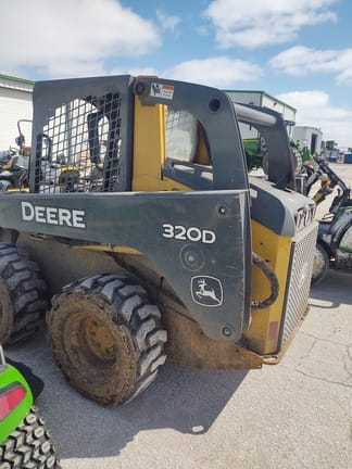 Main image John Deere 320D