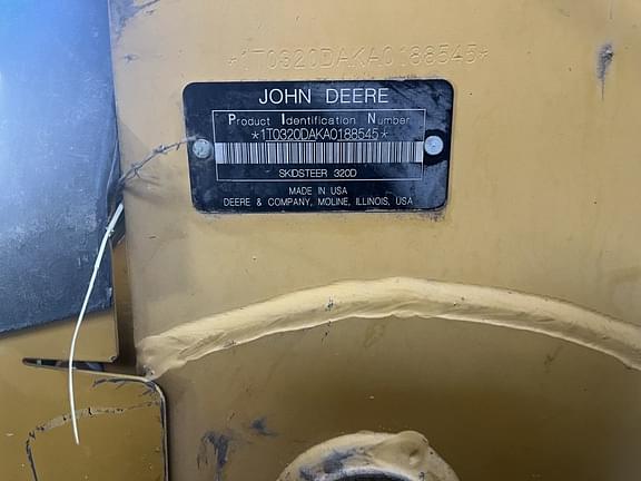 Image of John Deere 320D equipment image 4