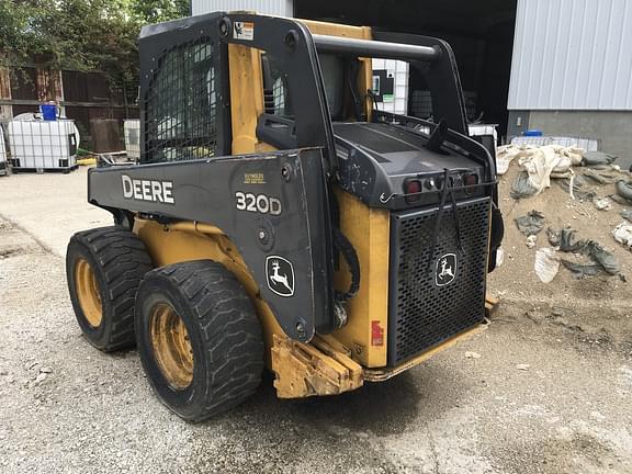 Image of John Deere 320D equipment image 1