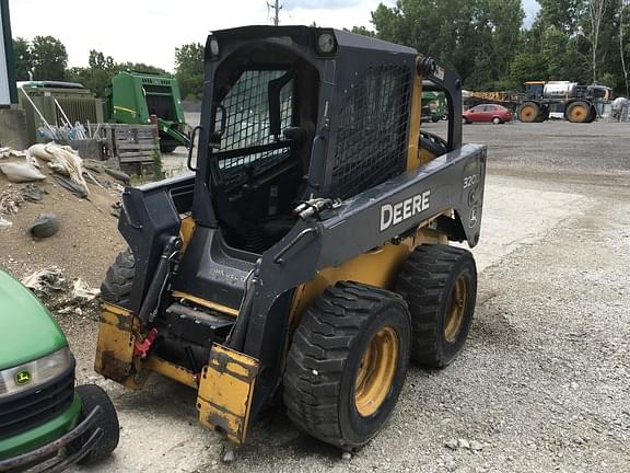 Image of John Deere 320D Primary image