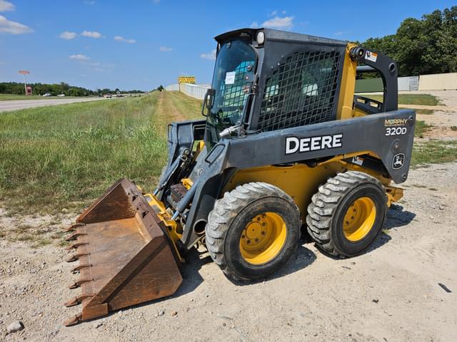 Image of John Deere 320D equipment image 1