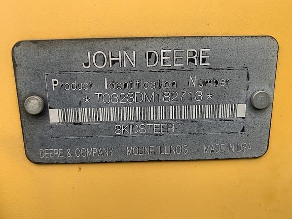 Image of John Deere 323D equipment image 2