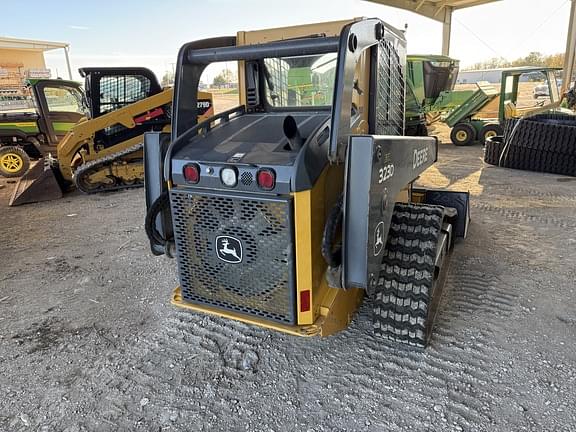 Image of John Deere 323D equipment image 3