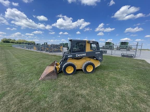 Image of John Deere 326D equipment image 2