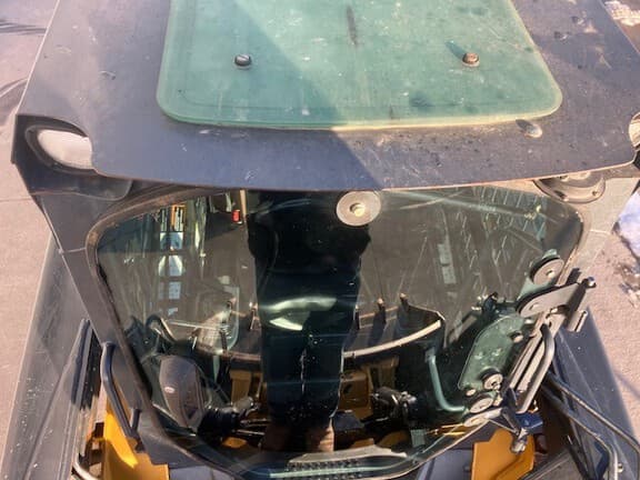 Image of John Deere 326D equipment image 4