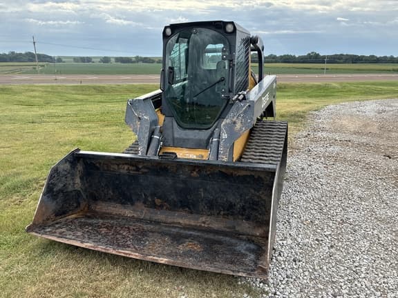 Image of John Deere 329D equipment image 3