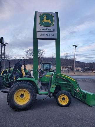 Image of John Deere 3320 Primary image