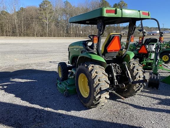 Image of John Deere 3320 equipment image 1