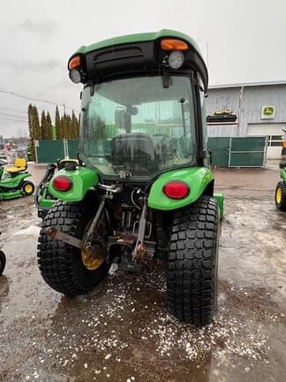 Image of John Deere 3320 equipment image 2