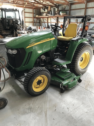 Main image John Deere 3320