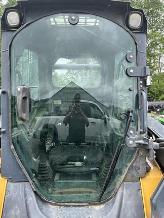 Image of John Deere 332D equipment image 2