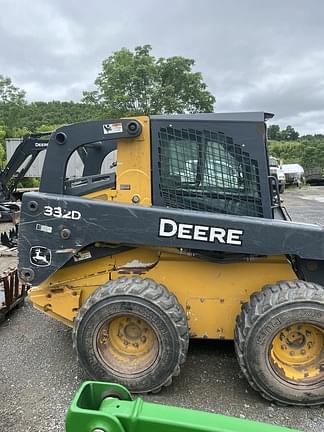 Image of John Deere 332D equipment image 4