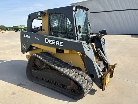 Image of John Deere 333D equipment image 3