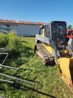 Image of John Deere 333D equipment image 3