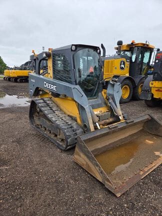 2010 John Deere 333D Equipment Image0