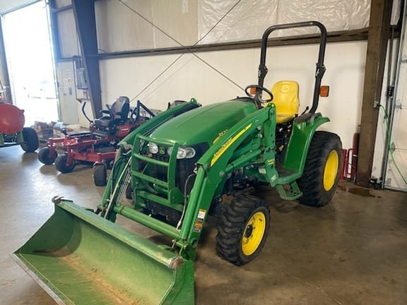 Main image John Deere 3520