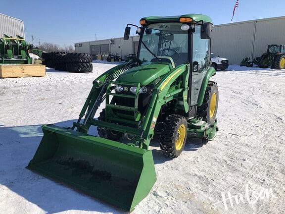 Image of John Deere 3520 equipment image 1