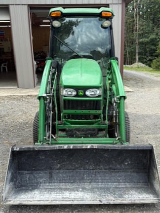 Image of John Deere 3520 equipment image 3