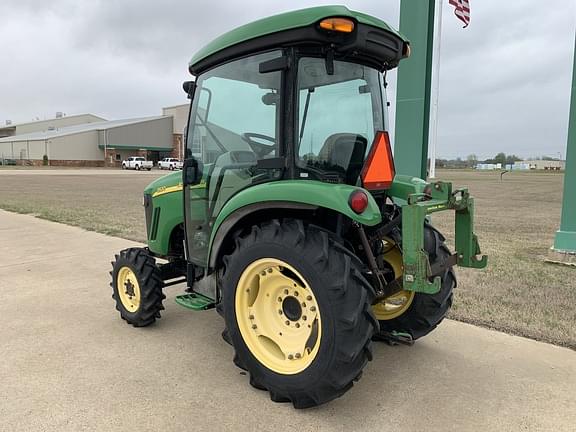 Image of John Deere 3520 equipment image 1