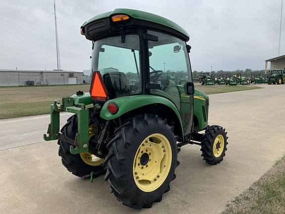 Image of John Deere 3520 equipment image 4