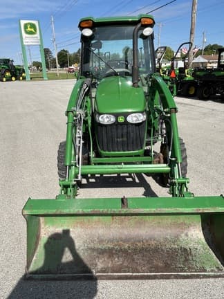 Image of John Deere 3520 equipment image 2