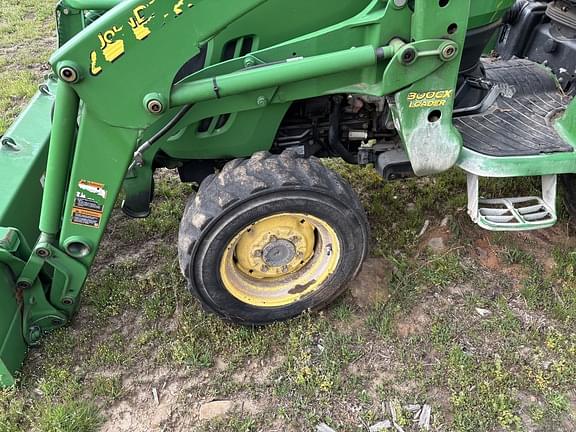 Image of John Deere 3720 equipment image 3
