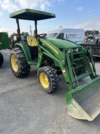 Image of John Deere 4320 equipment image 2