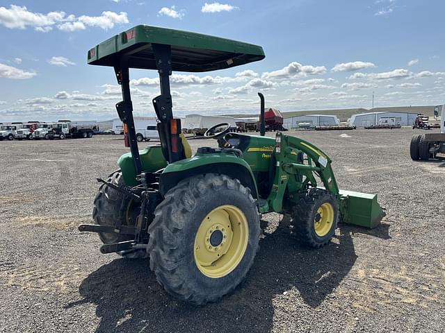 Image of John Deere 4320 equipment image 4