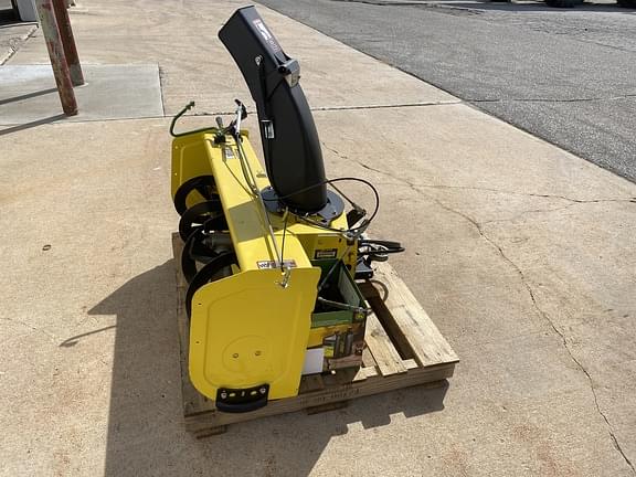 Image of John Deere 44" Snowblower equipment image 1