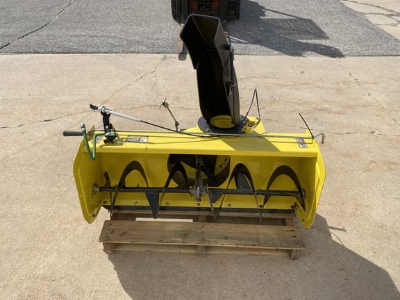 Main image John Deere 44" Snowblower