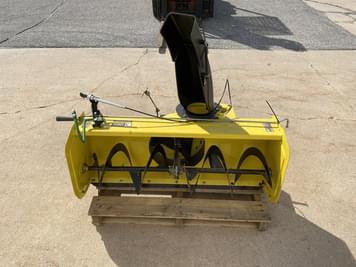 Main image John Deere 44" Snowblower
