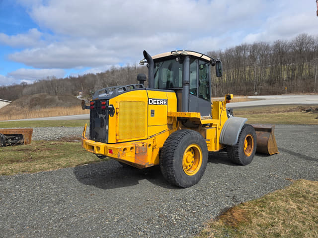 Image of John Deere 444K equipment image 3