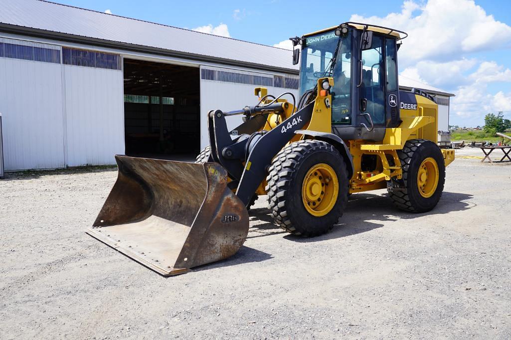 Image of John Deere 444K Primary image