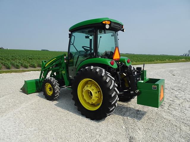 Image of John Deere 4520 equipment image 3