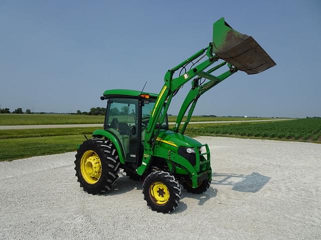 Image of John Deere 4520 equipment image 2