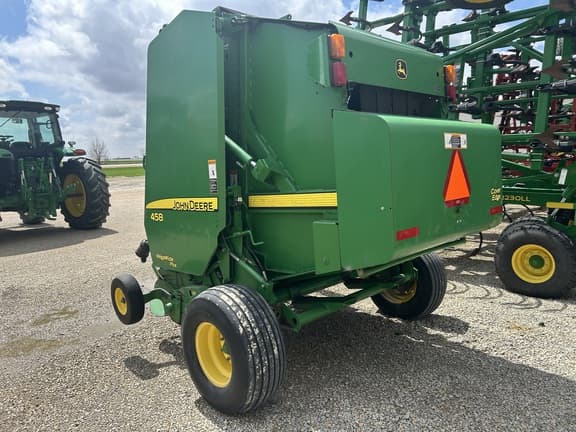 Image of John Deere 458 equipment image 2