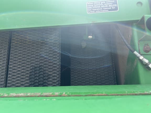 Image of John Deere 458 equipment image 4