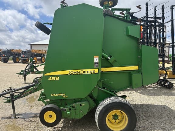 Image of John Deere 458 equipment image 1