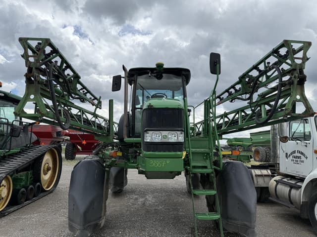 Image of John Deere 4630 equipment image 1