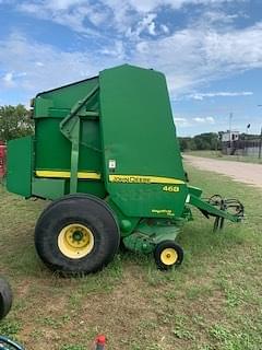 Image of John Deere 468 MegaWide Plus equipment image 4