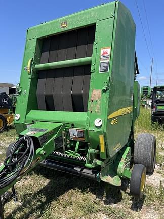 Image of John Deere 468 MegaWide Plus equipment image 1